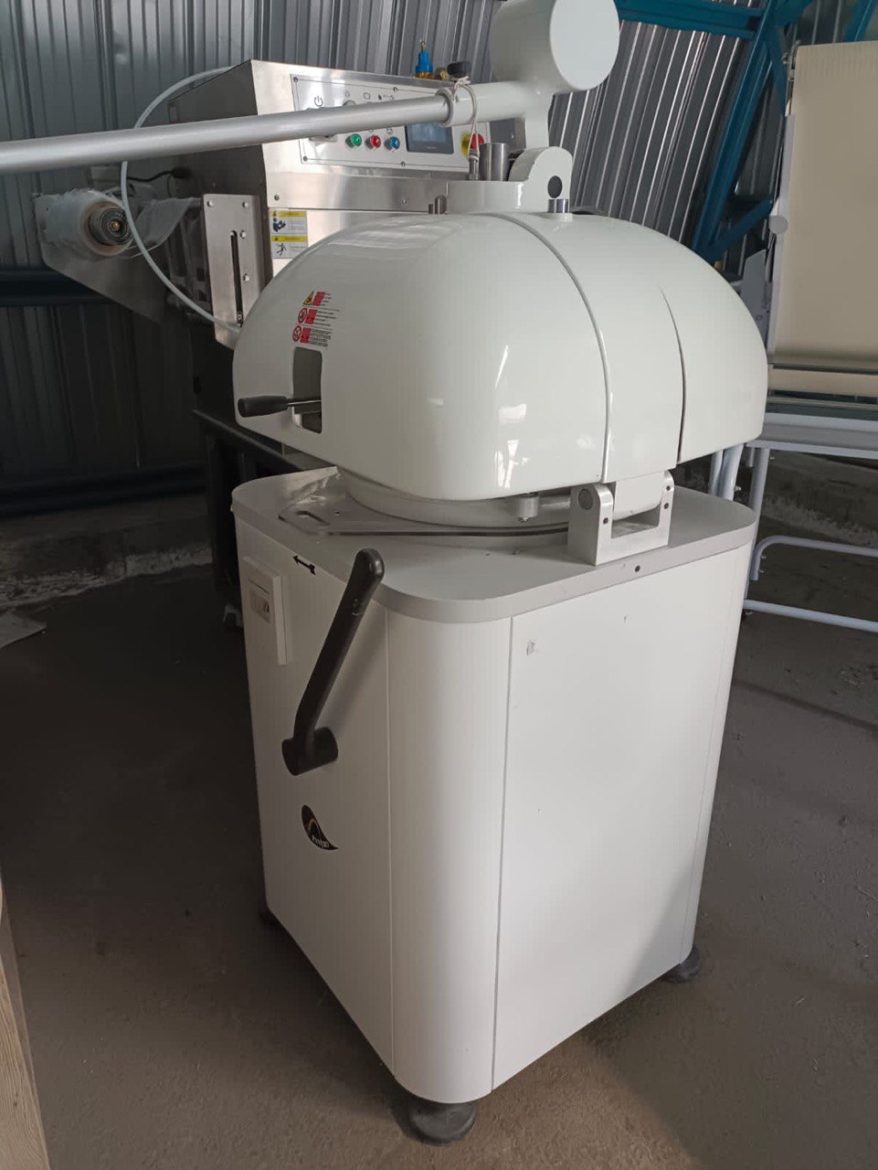Тестоделитель округлитель PANERO SPA RP M30 - компания Кормилец
