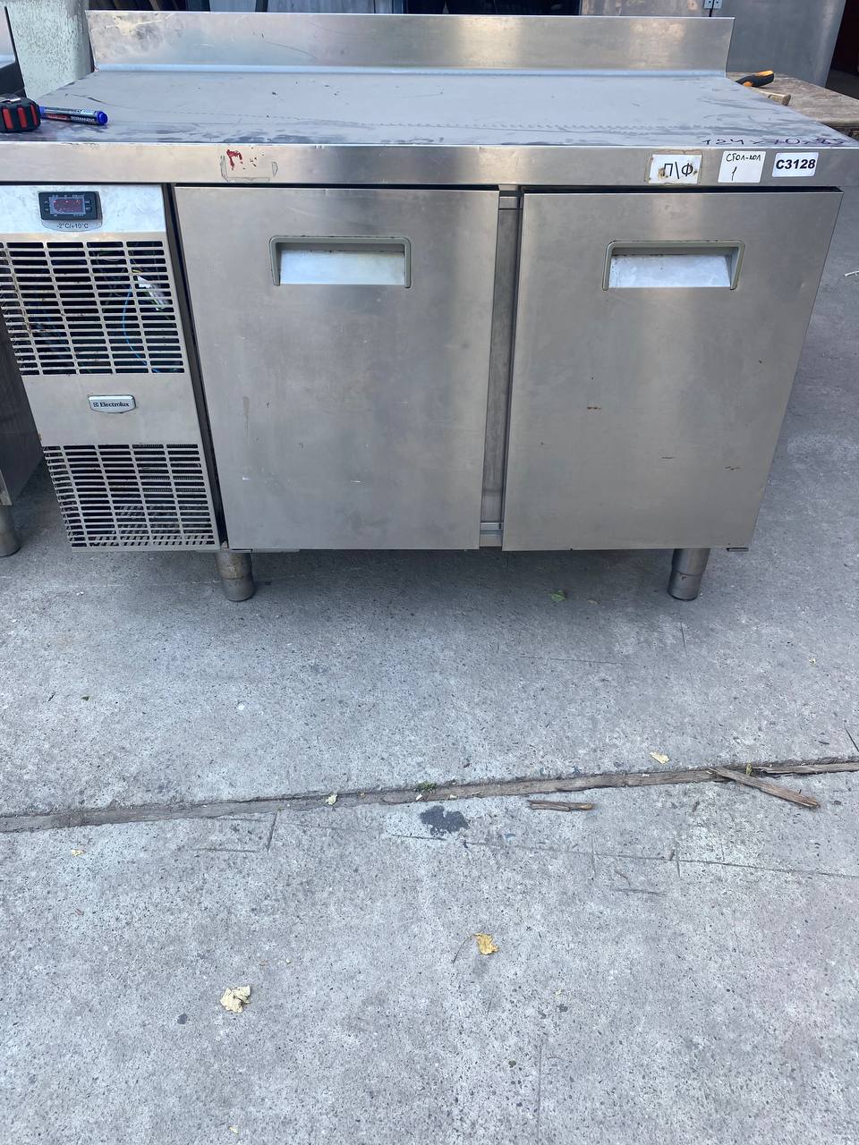 Стол холодильный ELECTROLUX RCSN2M2U 2Д 124/70/85 - компания Кормилец