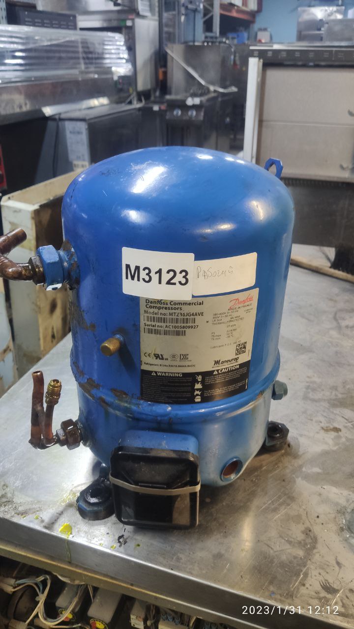 Компрессор Danfoss MT236JG4AVE снят с М2807 - компания Кормилец