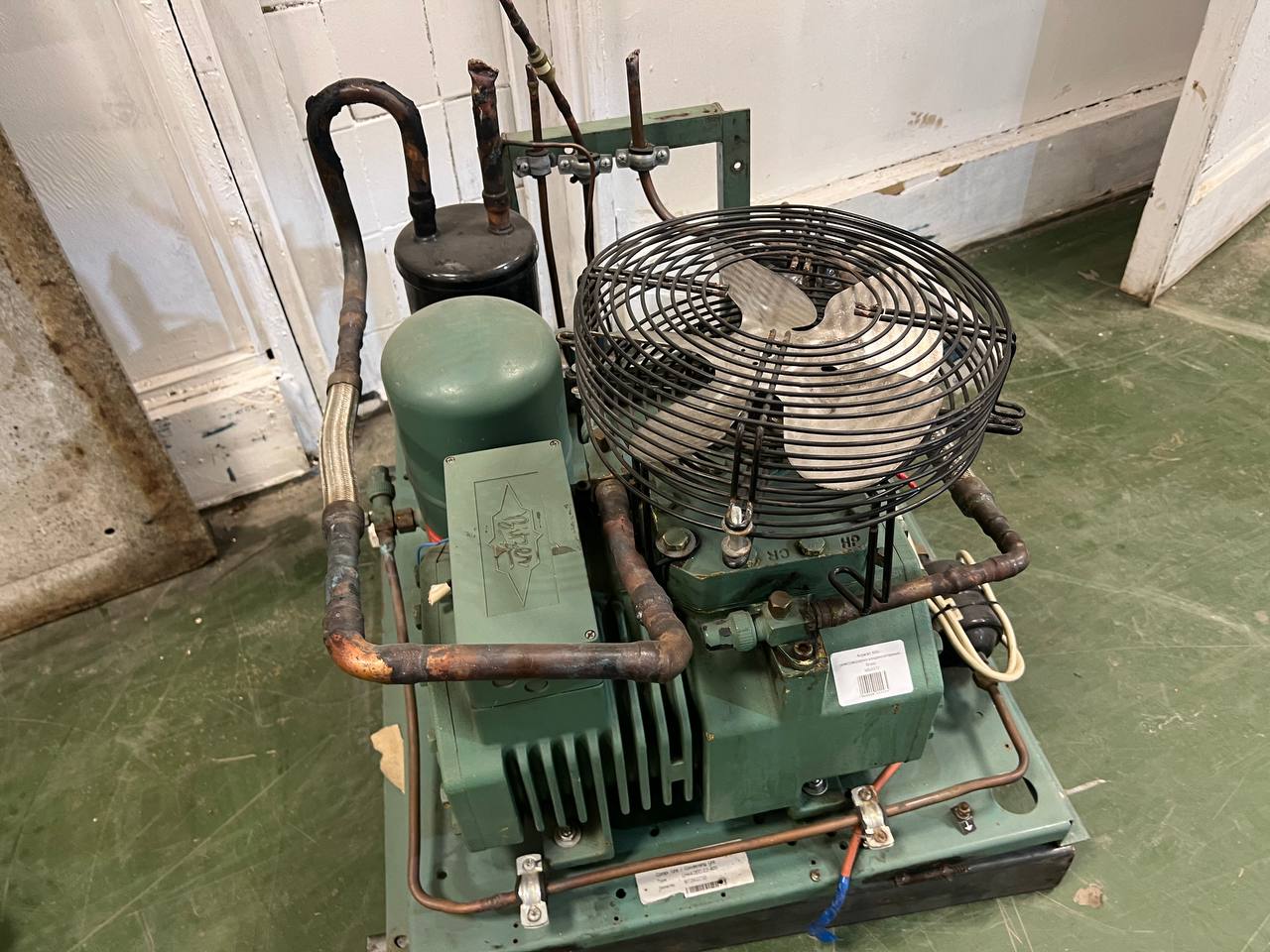 Агрегат ЦХМ  BITZER 2EC-3.2 - компания Кормилец