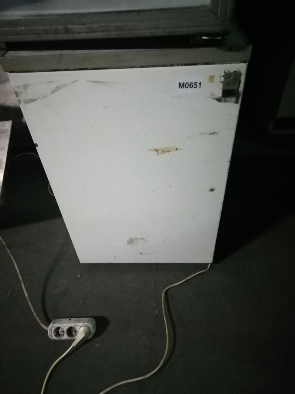 Шкаф морозильный ELECTROLUX TF — 460 1Д ГЛ - компания Кормилец