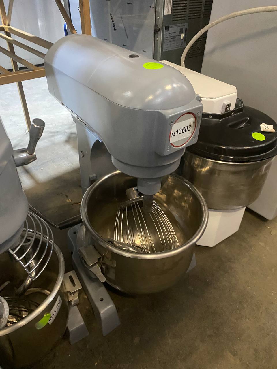 Миксер планетарный FOOD MIXER B-20Bбез гарантий - компания Кормилец