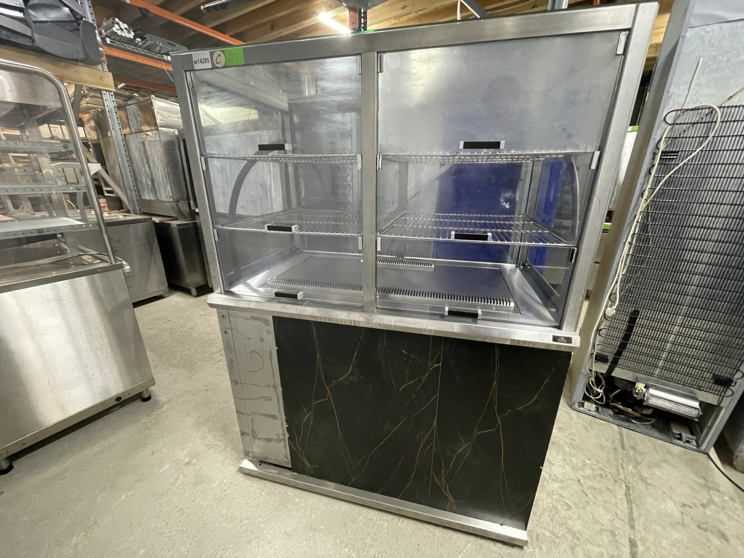 Прилавок холодильный  Luxstahl ПХК (С)-1200 Premium Elegia - компания Кормилец