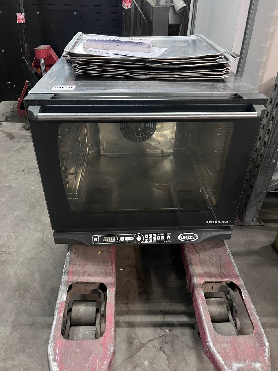 Печь конвекционная Unox XFT 135 - компания Кормилец