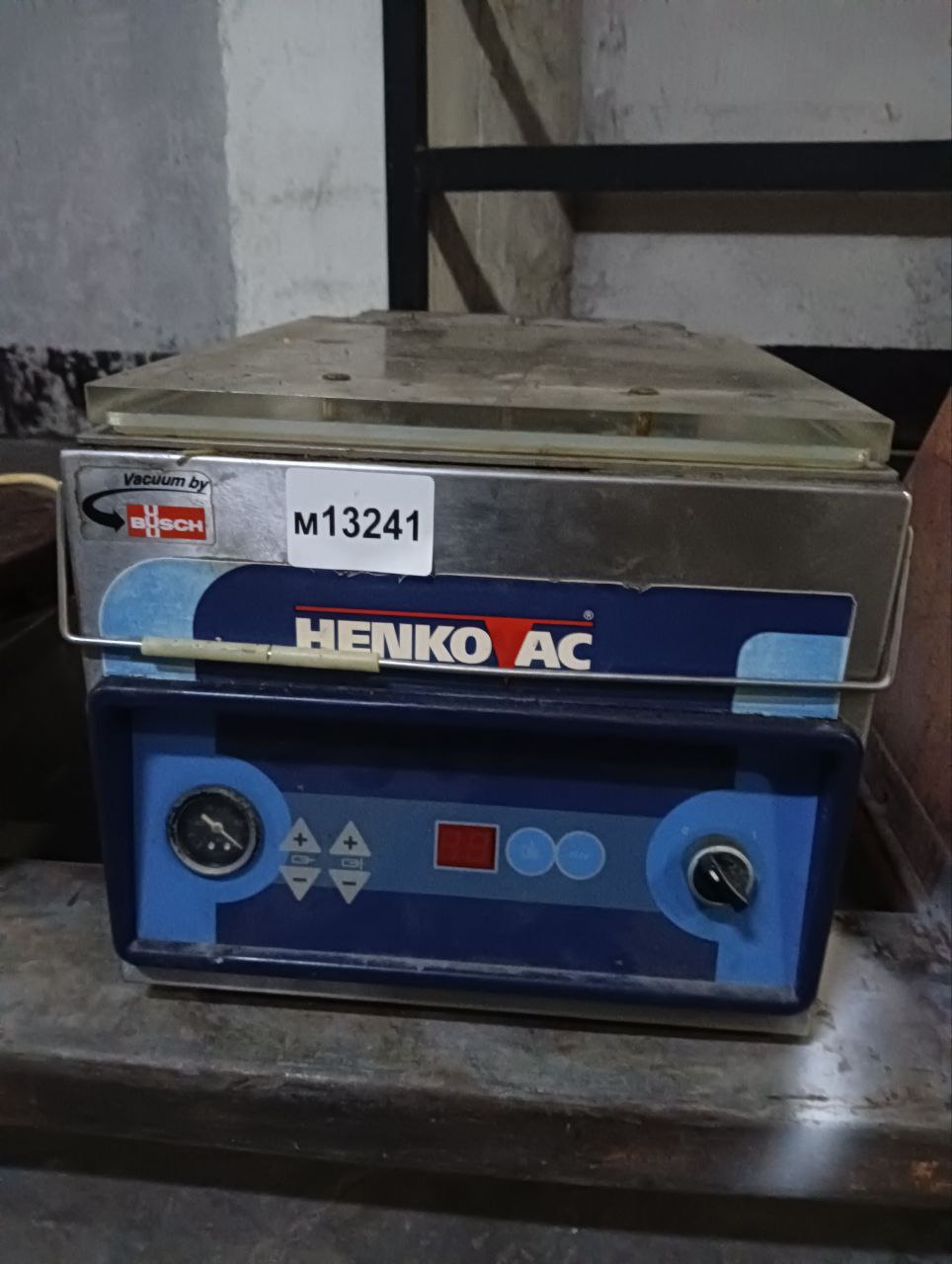 Вакуумная упаковочная машина Henkovac MAXI/140-ST ECO - компания Кормилец