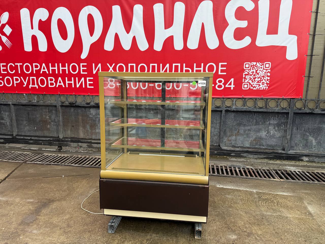 Витрина кондитерская KC70 VV 0,9-1 0102-0109 (ВХСВ-0,9Д CARBOMA CUBE ЛЮКС) - компания Кормилец
