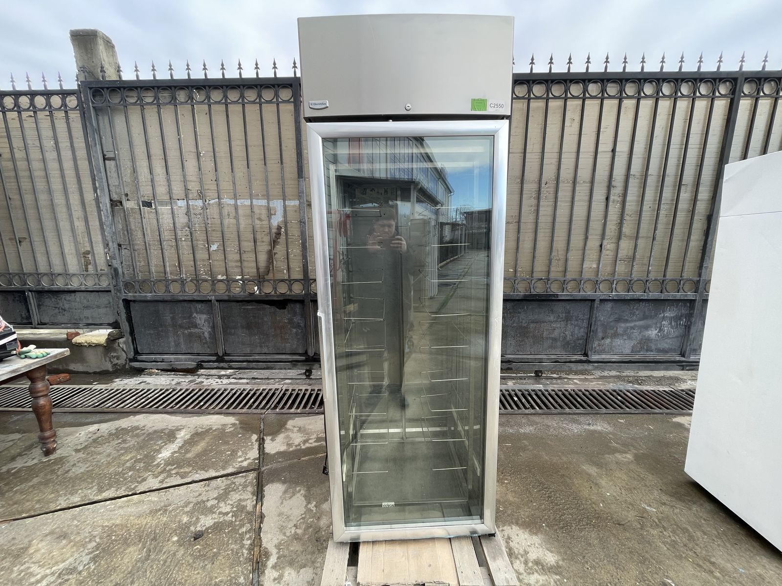 Шкаф холодильный Electrolux RPT752FD - компания Кормилец