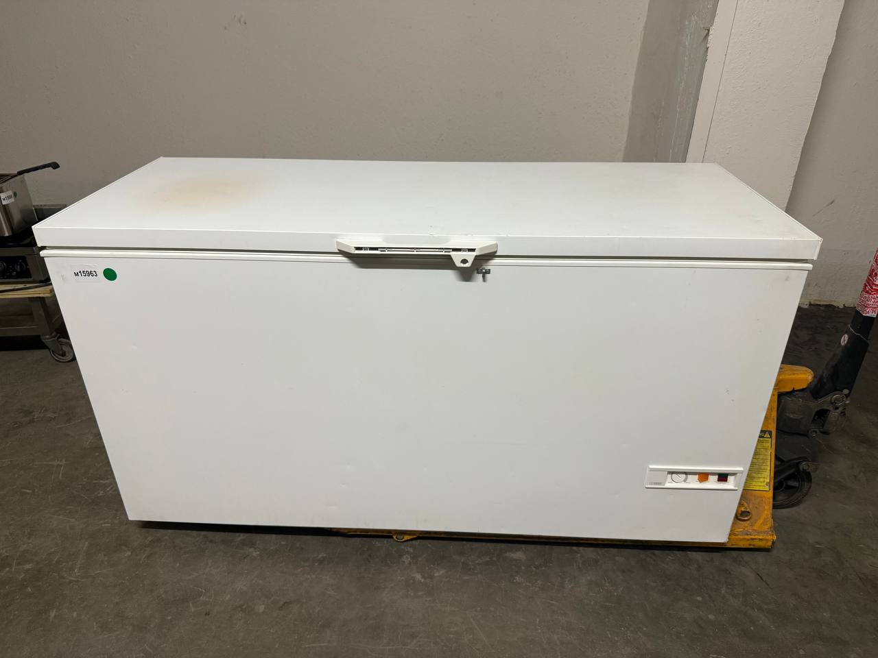 Ларь морозильный VESTFROST HF 506 - компания Кормилец