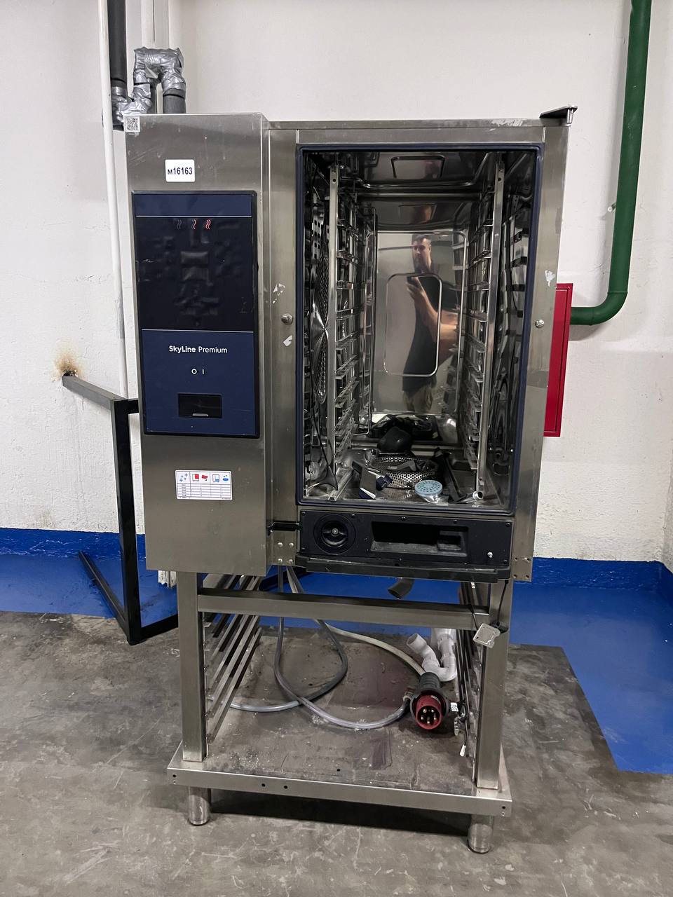 Пароконвектомат ELECTROLUX ECOE101B2A0 - компания Кормилец